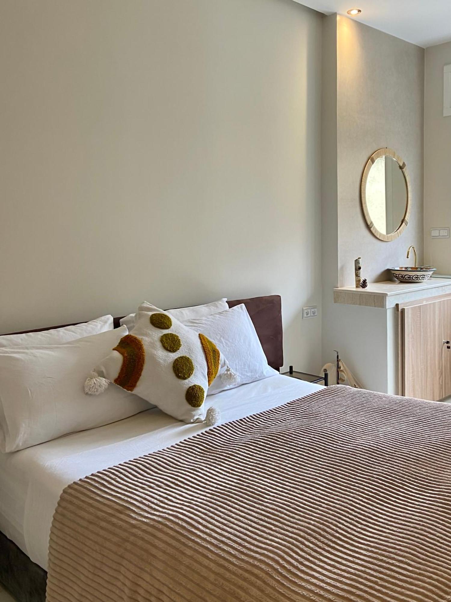 Cozy Nest Bedroom - Family Only Tanca Dış mekan fotoğraf